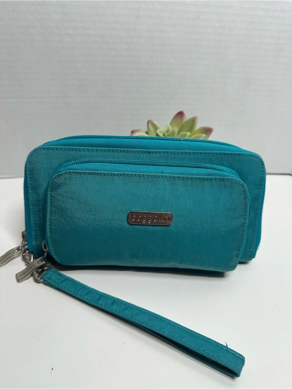 Teal Wristlet Organizer - Compact Women's wallet